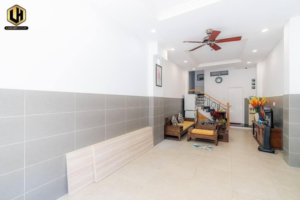 Luxury Home Sai Gon 2 Ho Chi Minh City Exterior photo