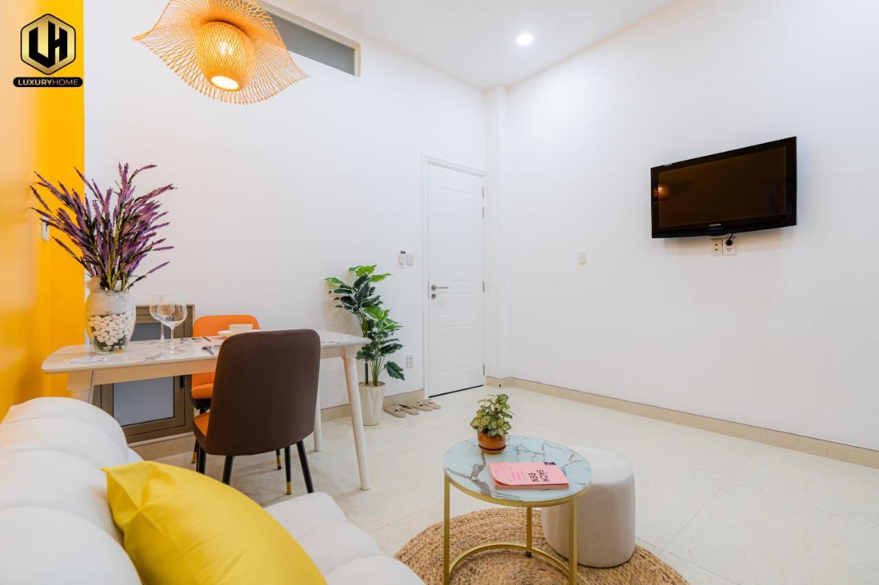 Luxury Home Sai Gon 2 Ho Chi Minh City Exterior photo