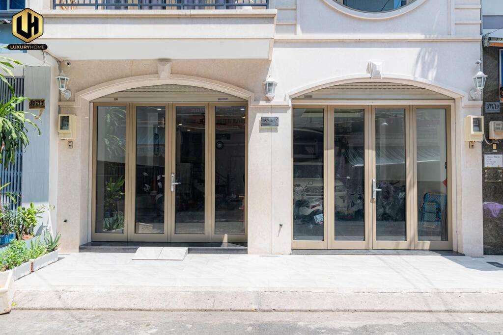 Luxury Home Sai Gon 2 Ho Chi Minh City Exterior photo